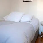 Calm Apt In Champ De Mars
